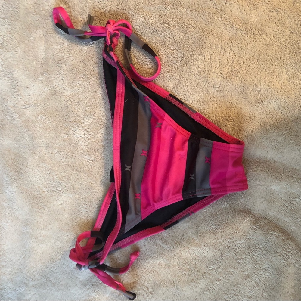 Bathing suit - Picture 2 of 2